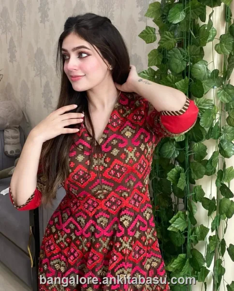 Tara photo 3