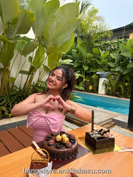 Urvashi photo 5