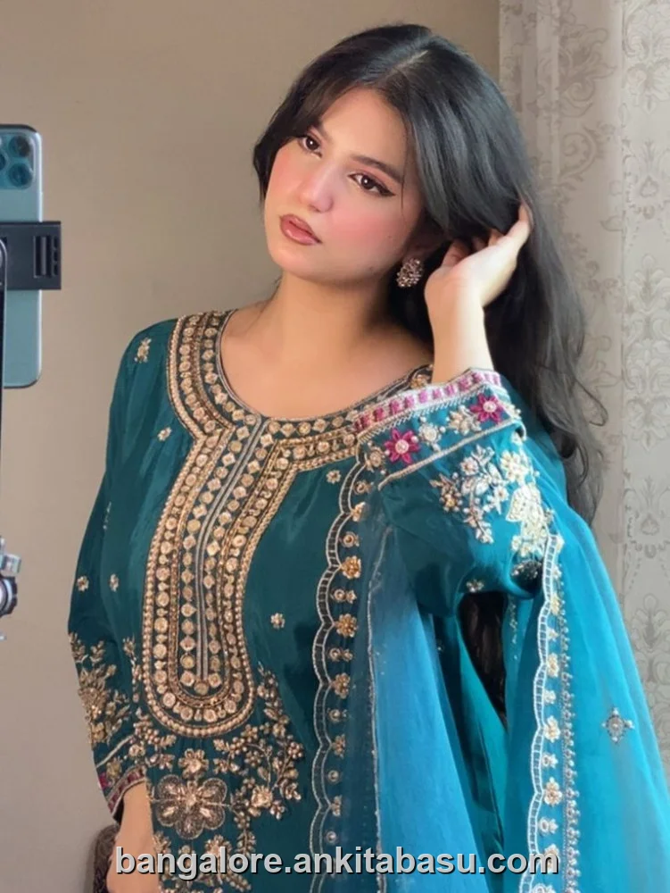 Zoya — call girl in Majestic, Bangalore